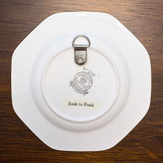Melbourne Vintage Souvenir Plate UFO Wall Décor