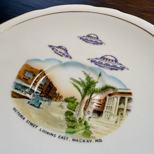 Mackay Vintage Souvenir Saucer UFO Wall Décor