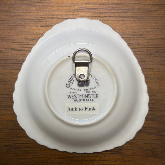 Western Australia Black Swans Vintage Souvenir Plate UFO Wall Décor