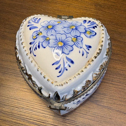 "Heroin" Vintage Ceramic Heart-Shaped Pillbox